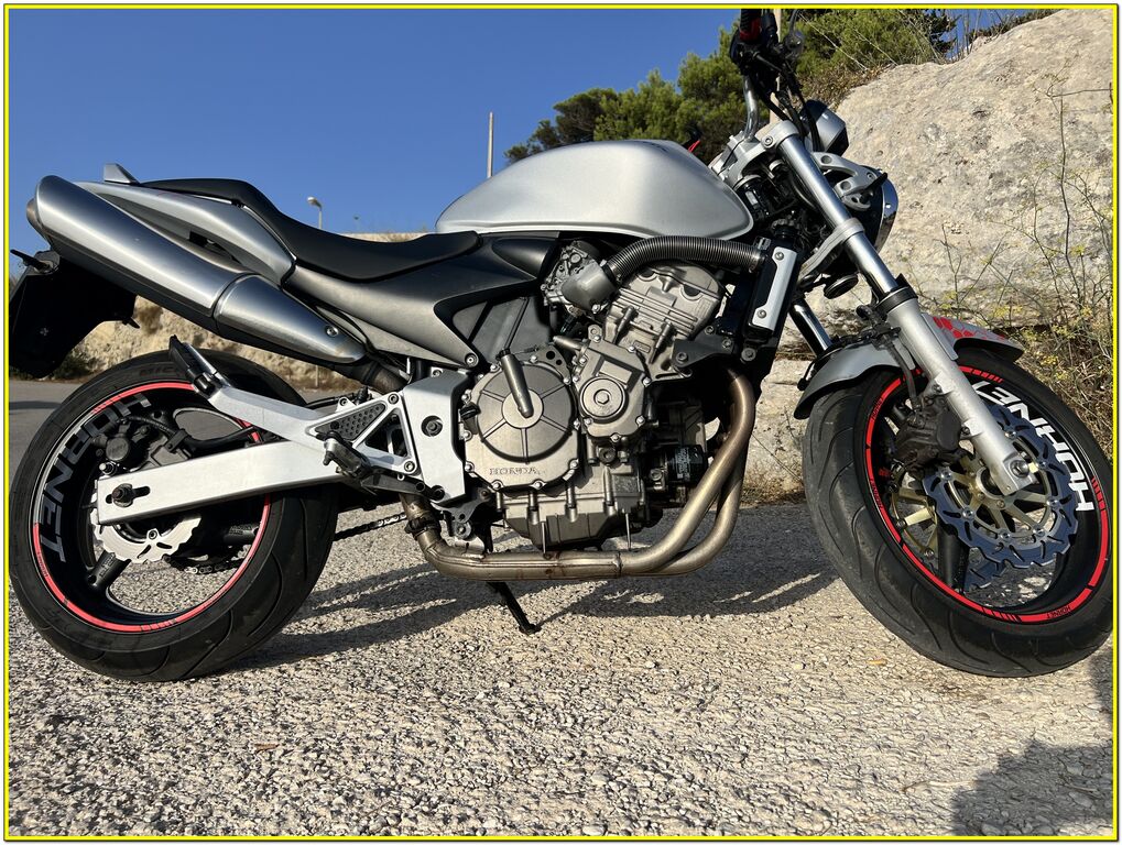 5322234  HONDA CB Hornet